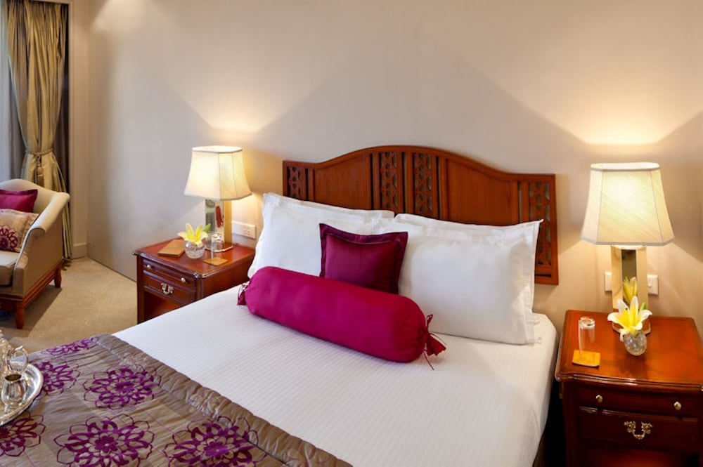 Deluxe Room City View - Photo 5