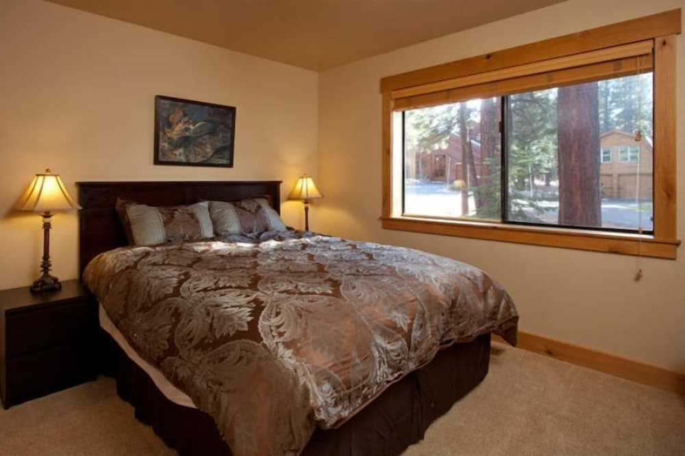 House, 4 Bedrooms