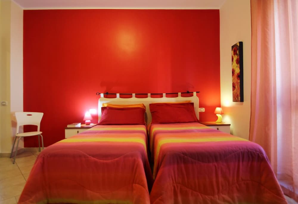 Double or Twin Room (Camera Rossa)