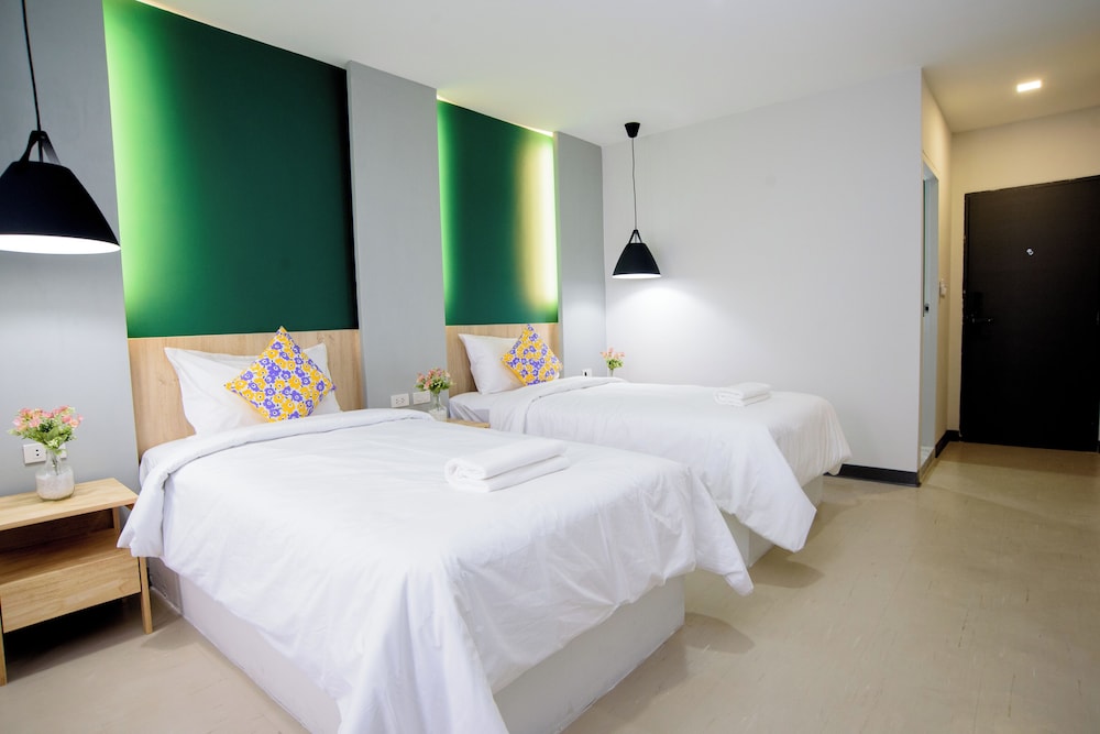 Deluxe Twin Room photo 2