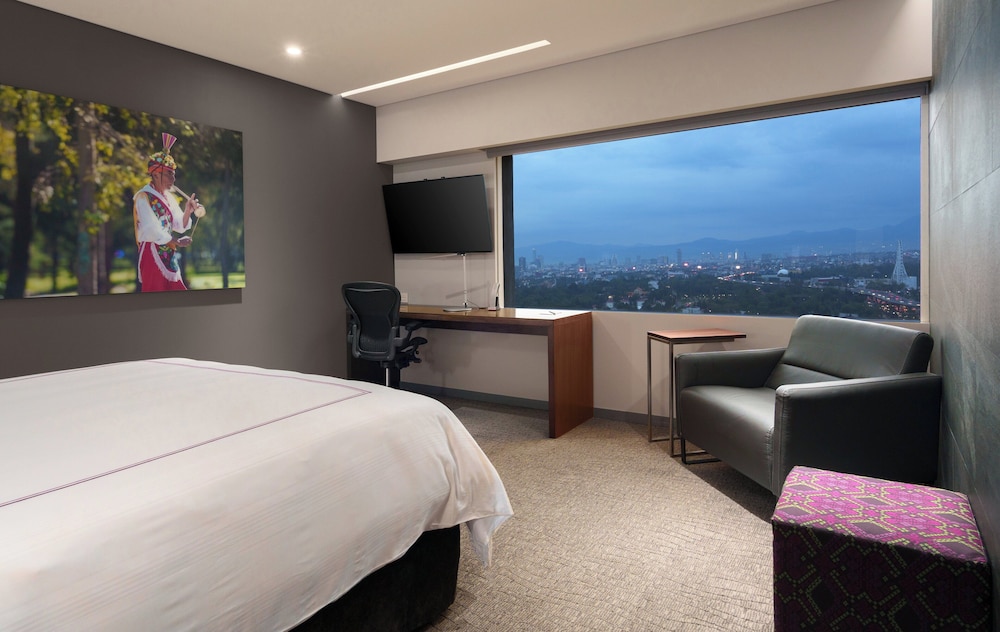 Classic Room, 2 Queen Beds (Polanco View) thumbnail 6