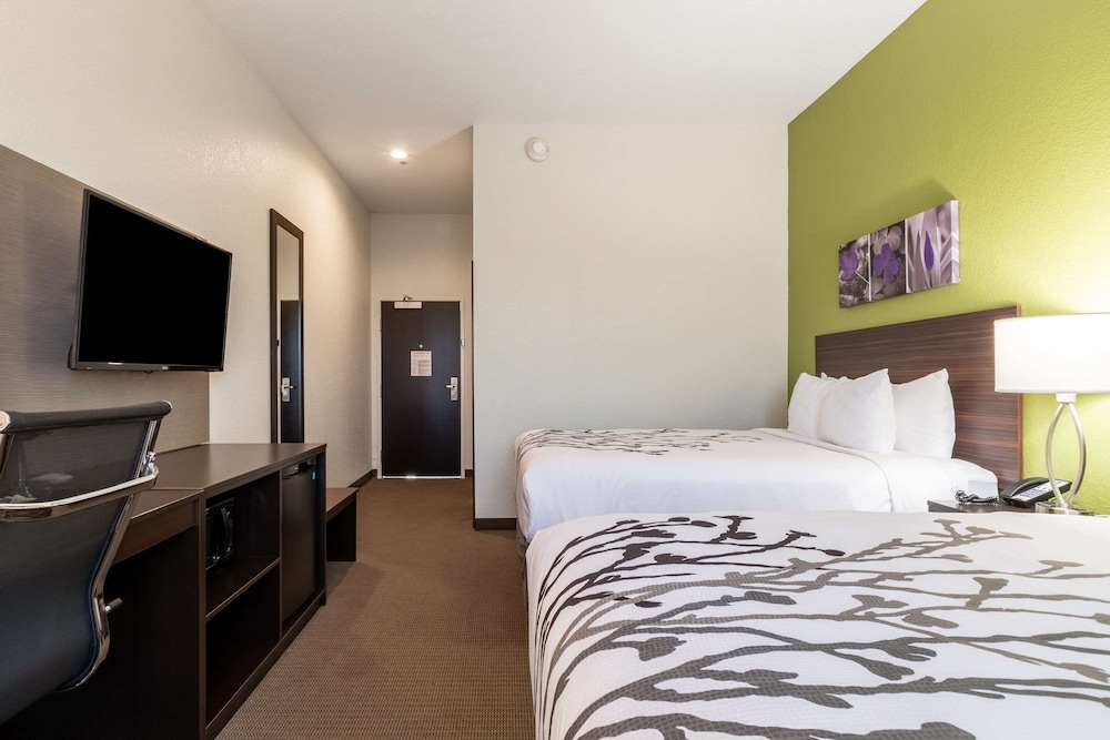 Room, 2 Queen Beds, Accessible, Non Smoking - Photo 2
