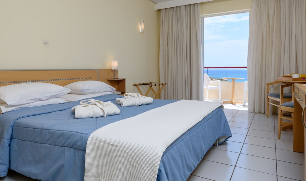 Camera Classic con letto matrimoniale o 2 letti singoli, vista mare