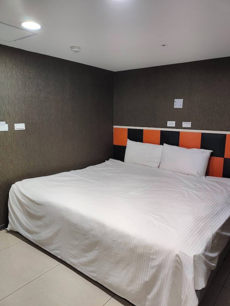 Standard Double Room photo 3