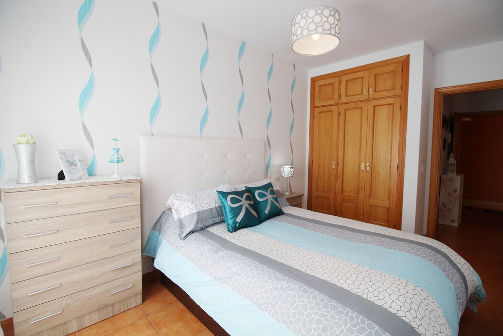 Apartamento, 1 habitación, balcón, cerca de la playa