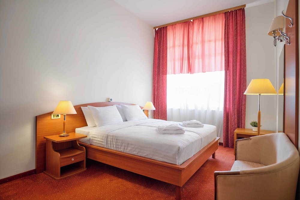 Superior Double Room - Photo 1