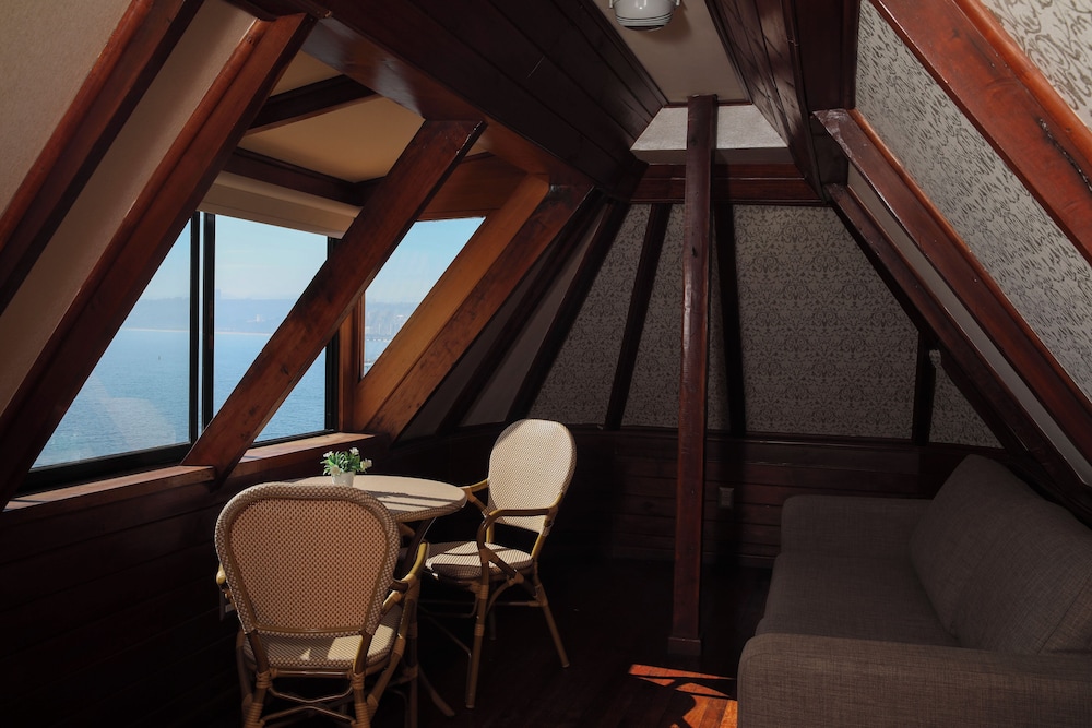Premium Suite, Jetted Tub, Ocean View photo 2