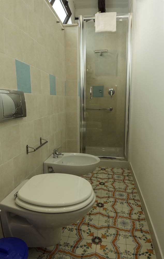 Traditional Double Room, Garden View photo 3