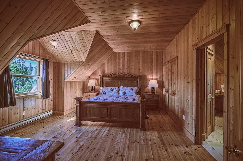 Executive Plus 44 - Majestic log Chalet With hot tub Sauna Heated Pool and Close to Activities, Kuva 20