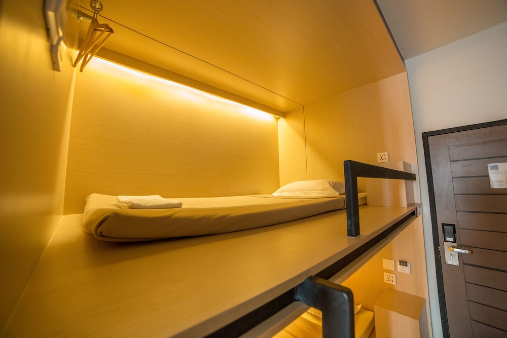 Private 8 beds (Share Bathroom) photo 1