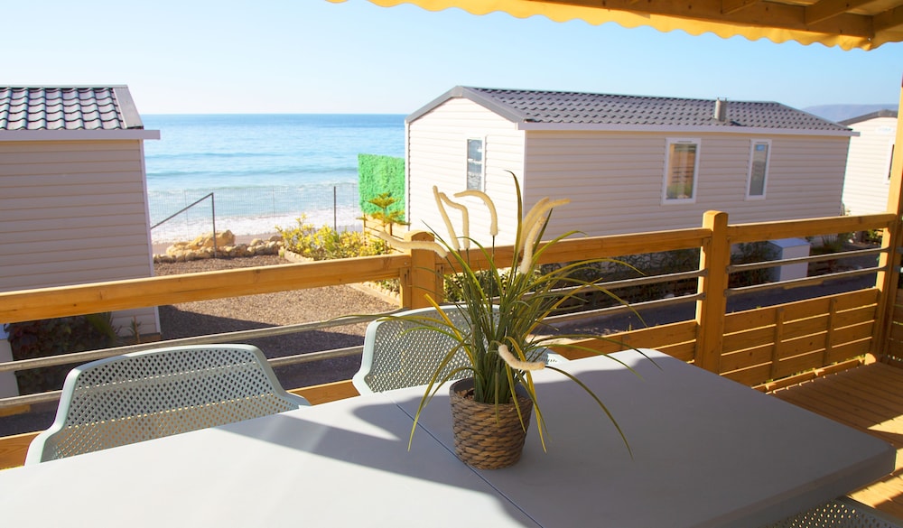 Premium Mobile Home, 3 Bedrooms, Sea View photo 3