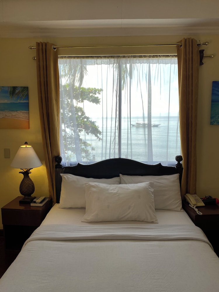 Deluxe Room, Sea View photo 3