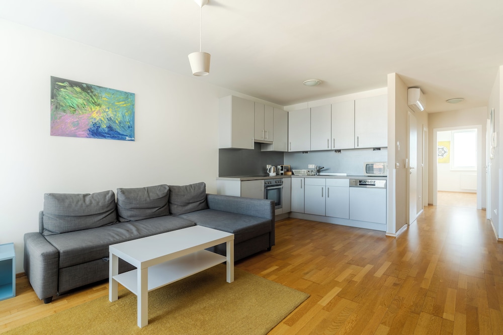 Standard Apartment photo 3