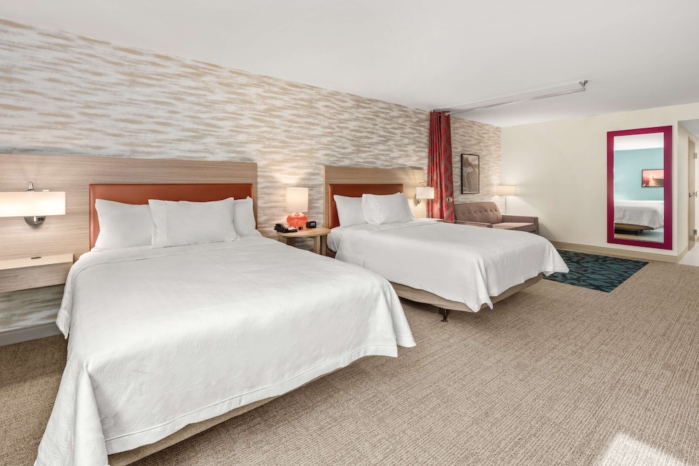 Studio, 2 Queen Beds, Accessible, Bathtub (Mobility & Hearing) - Photo 1