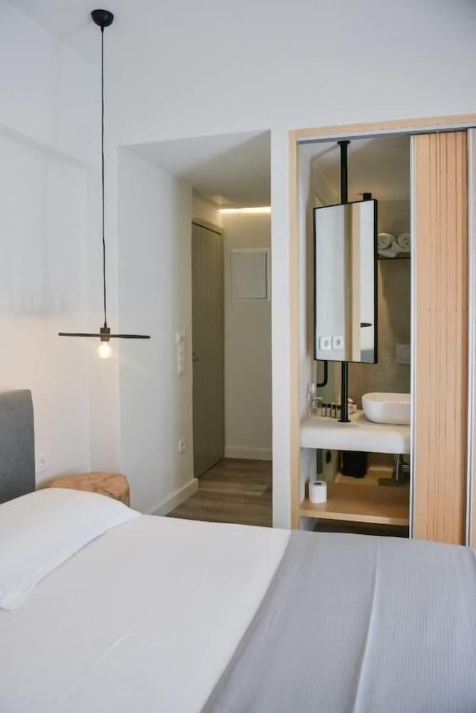 Superior Double Room - Photo 2