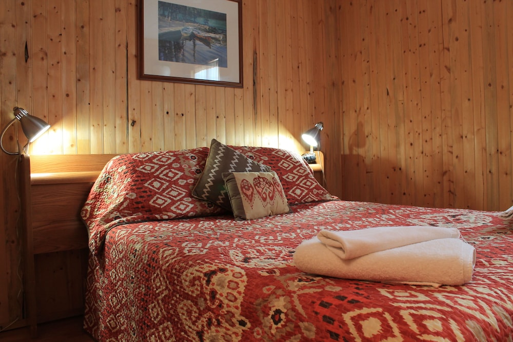 Deluxe Cottage photo 1