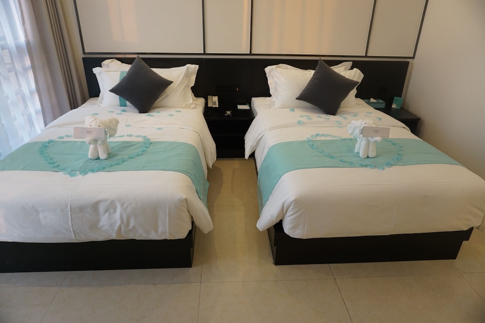 Deluxe Twin Room photo 3