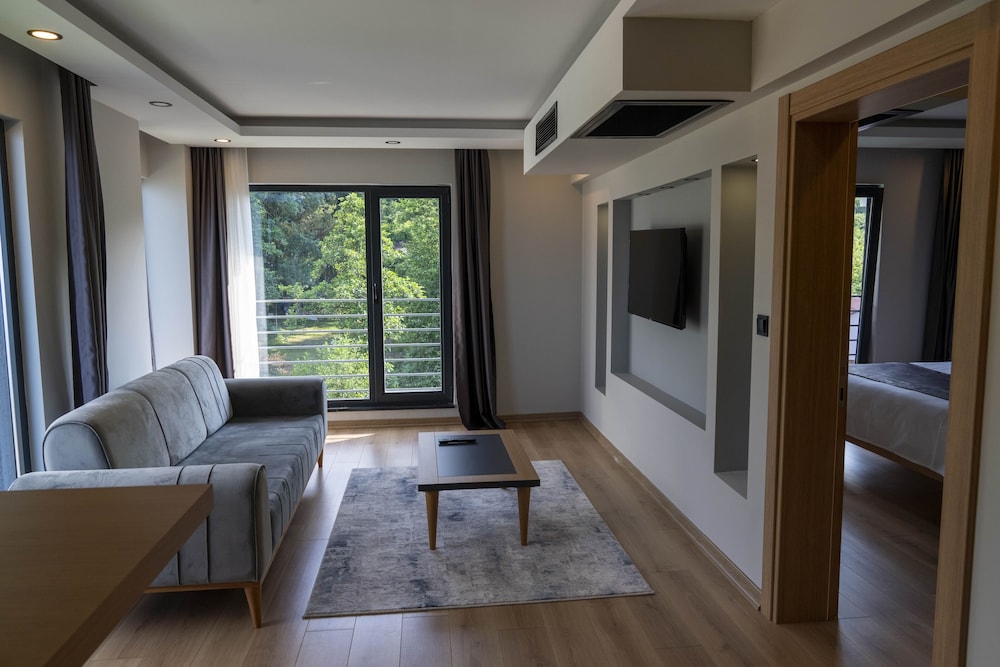 Superior Suite