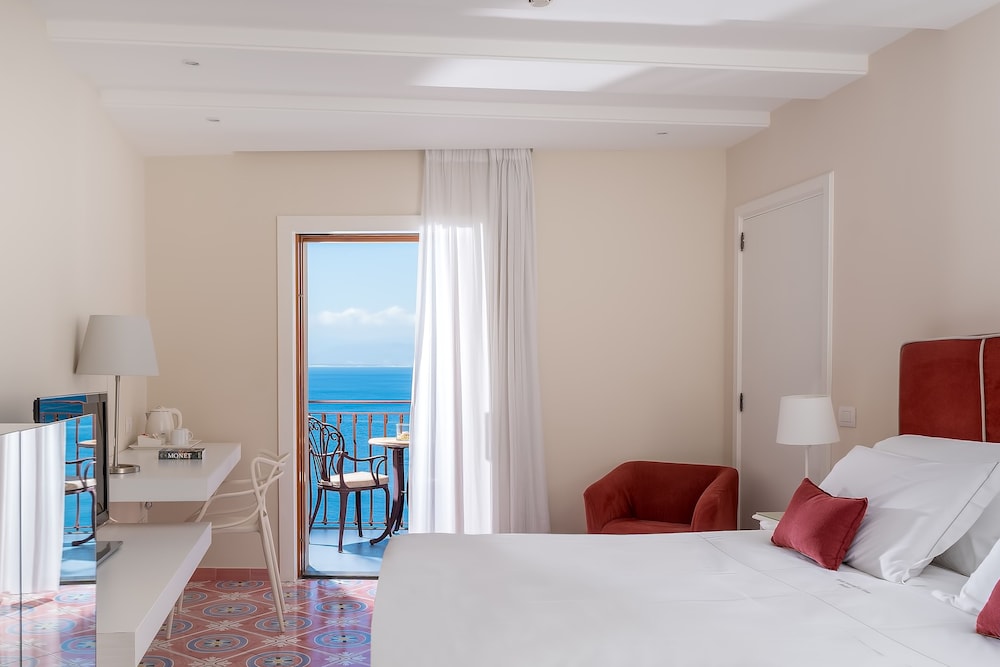 Comfort Double or Twin Room, Balcony, Sea View - Photo 7