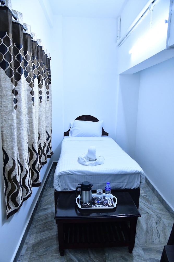 Basic Room, 1 Twin Bed