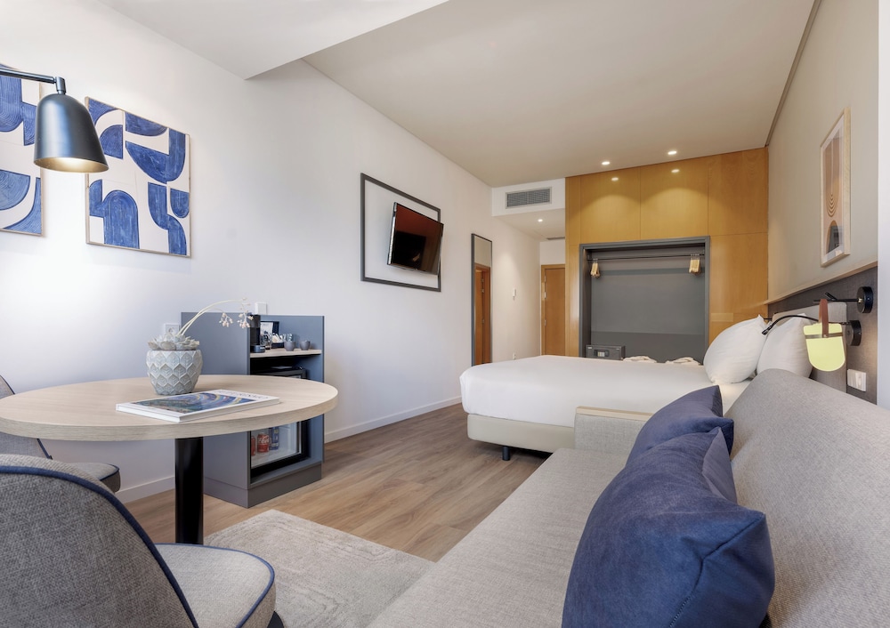 Junior Suite (Room) - Photo 3