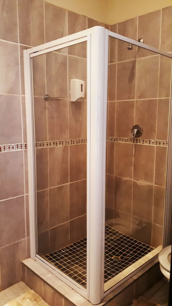 Standard Room photo 2