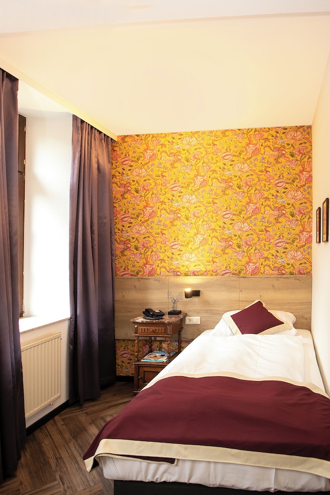 Standard Single Room, Courtyard View, Garden Area