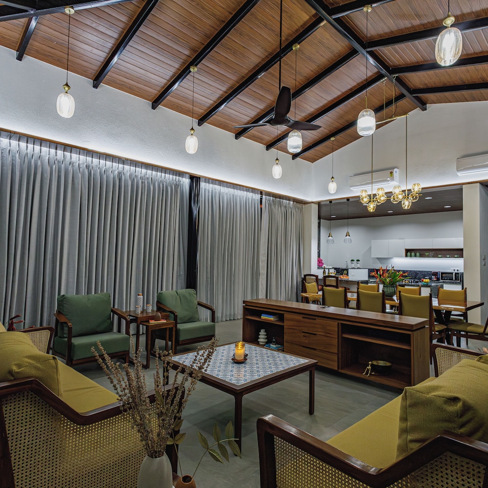 Villa, Lake View photo 3