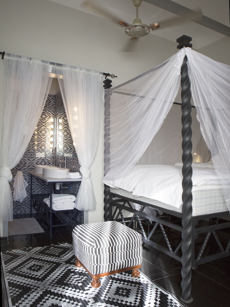 Luxury Suite photo 2