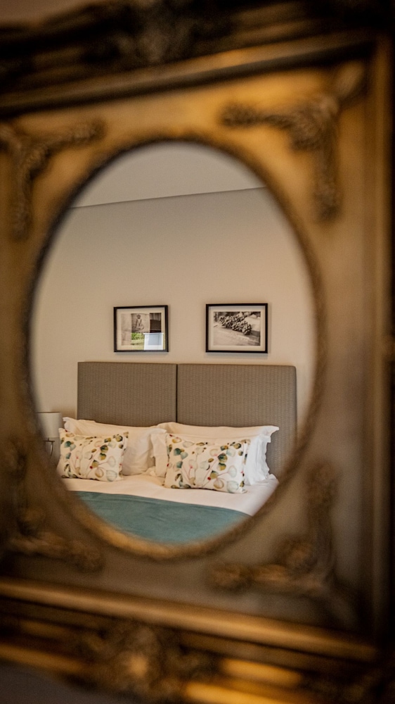 Luxury Suite, 1 King Bed photo 2