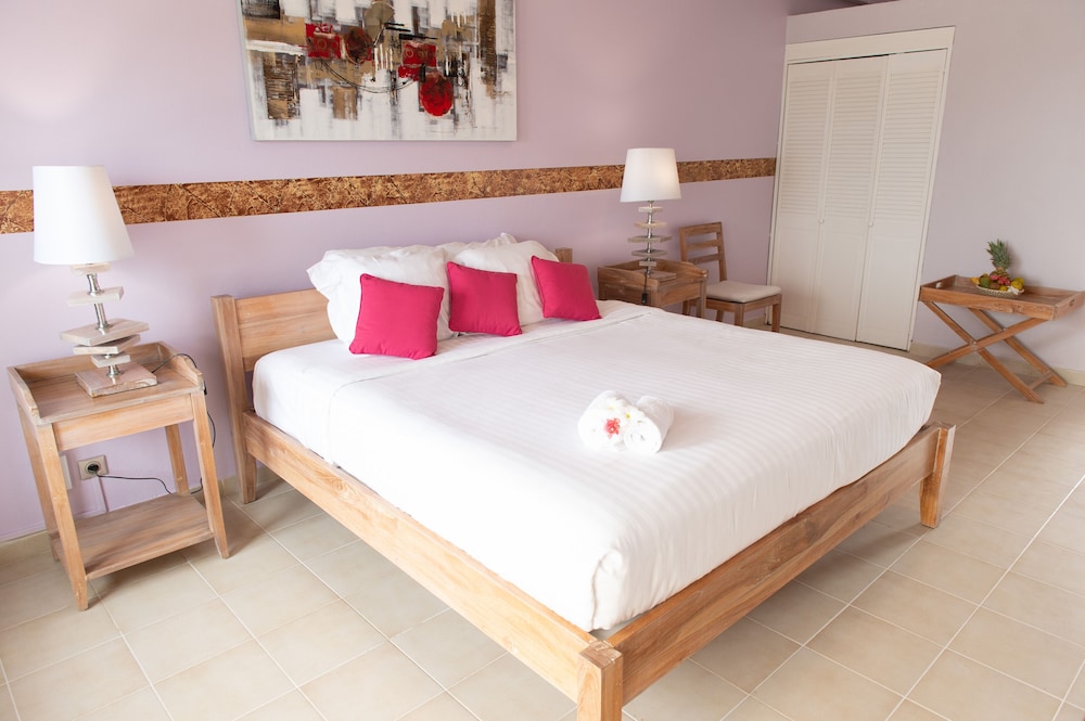 Premium Double Room, 1 King Bed, Non Smoking, Sea View