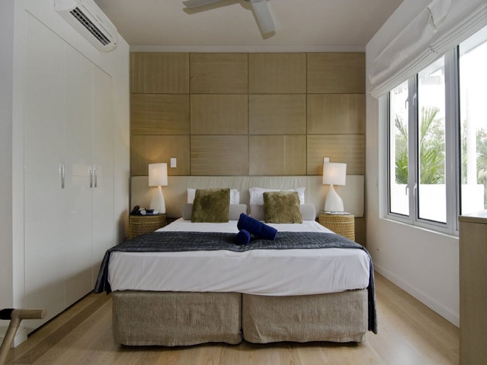 Luxury Apartment, 3 Bedrooms, Pool View, Poolside, photo 6