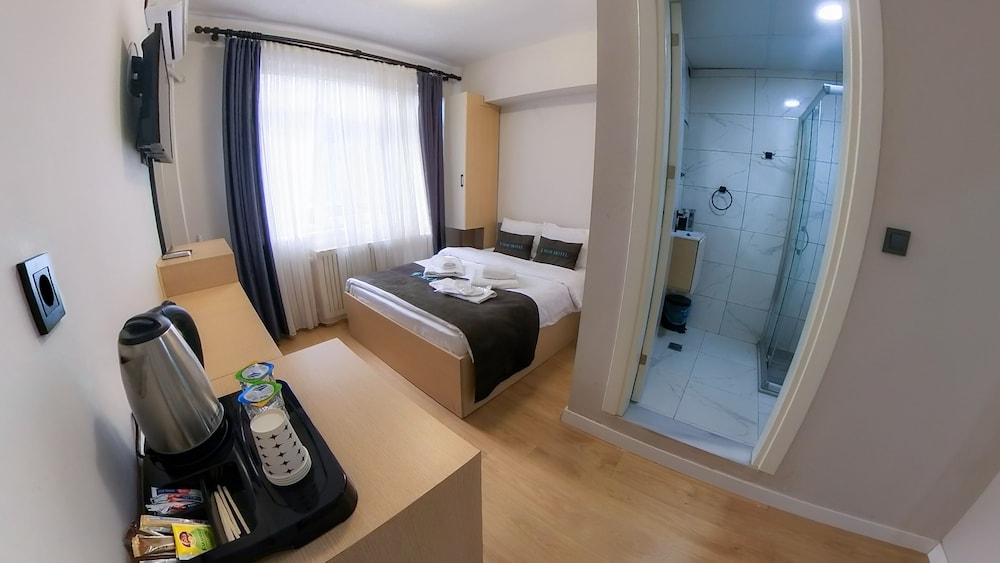 Economy Room - Photo 14