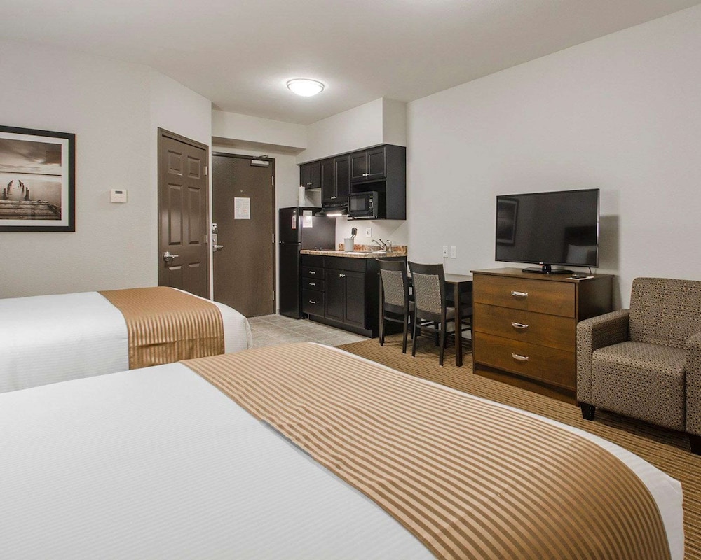 Efficiency, Room, 2 Queen Beds, Non Smoking - Photo 3
