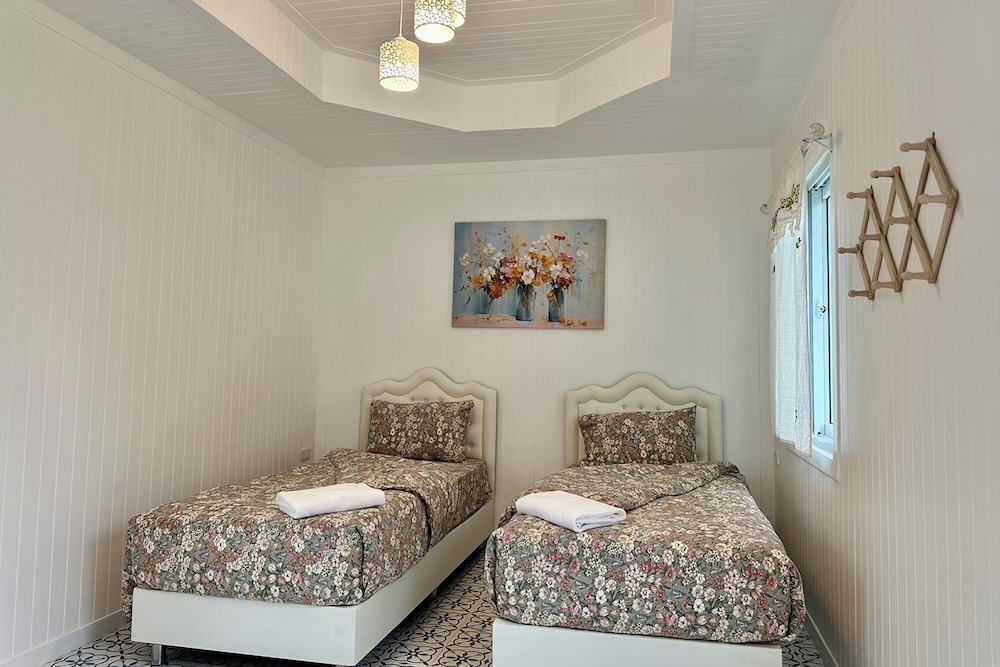 Superior Twin Room - Photo 4