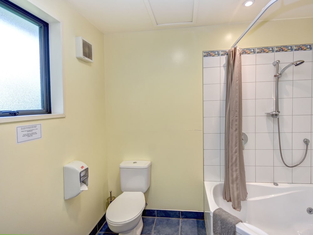 Executive Studio with Spa photo 2