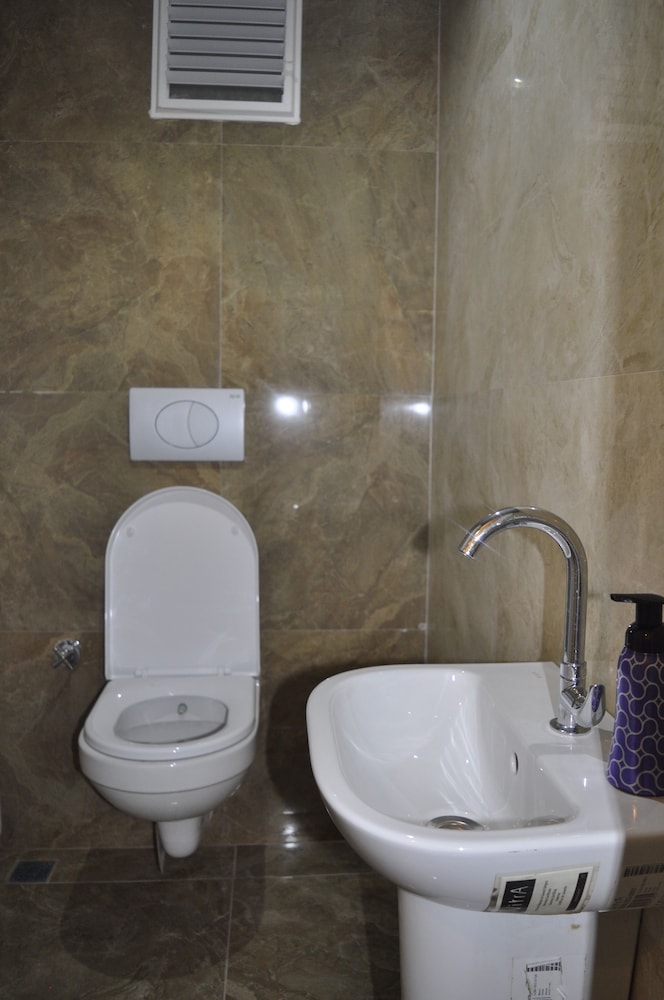 Luxury Apartment photo 2