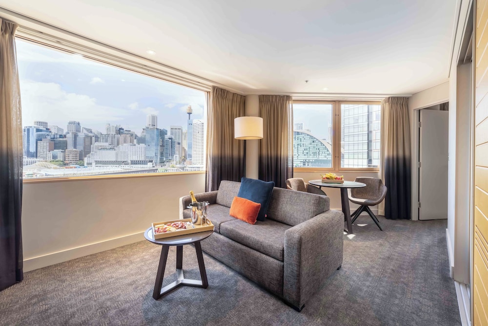 Executive Suite, 1 Double Bed (Darling Harbour Facing)
