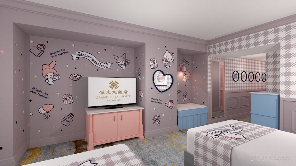 Hello Kitty & Friends Family Suite - Photo 3