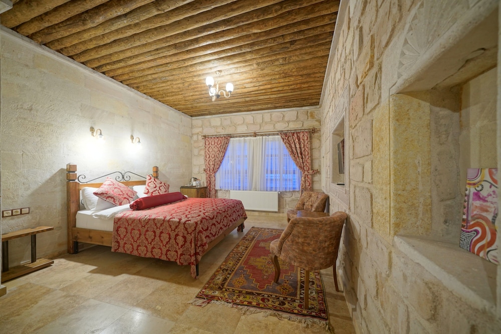 Deluxe Double Room, 1 Queen Bed - Photo 14