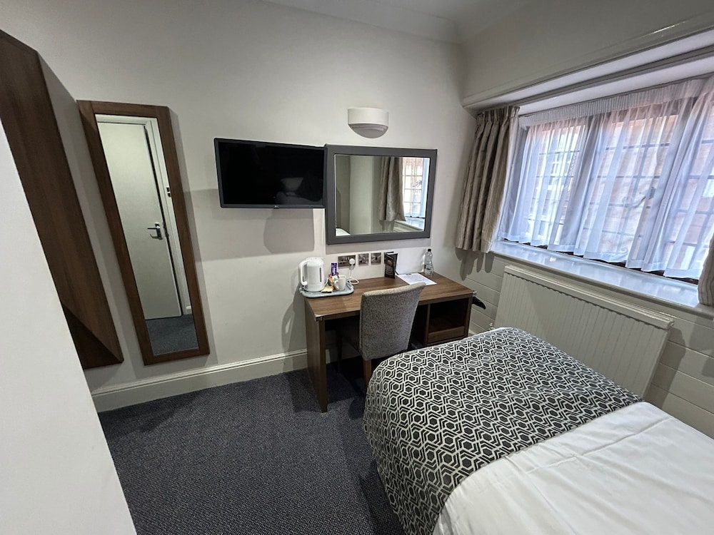 Single Room, Ensuite photo 2
