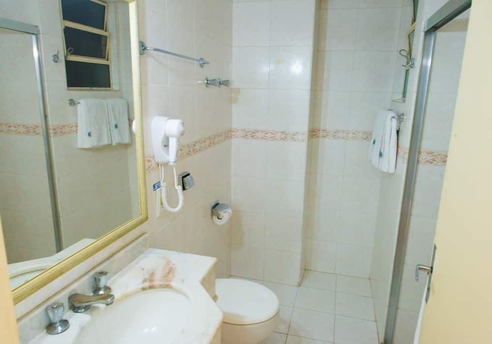 Deluxe Room - Photo 4