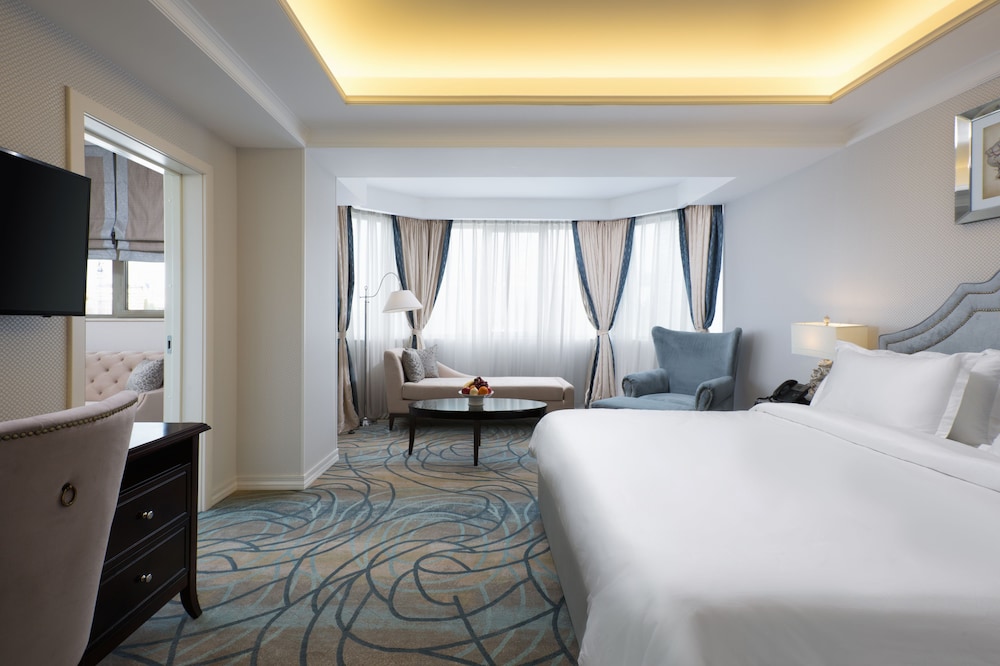 Suite, 1 Bedroom, Partial Sea View photo 1