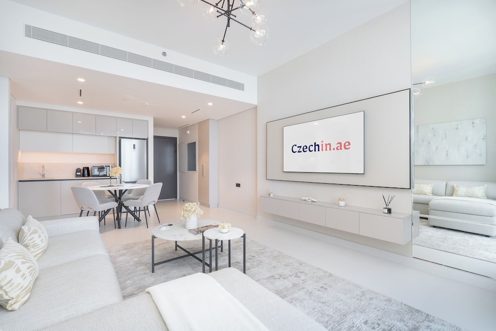 Luxury Apartment, Balcony, Sea View photo 1