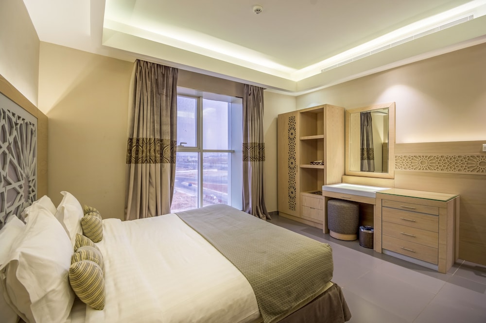 Deluxe Suite