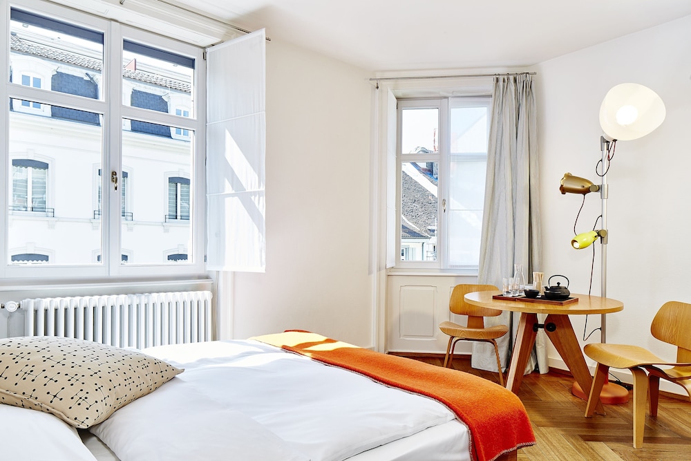 Standard Double Room, 1 Queen Bed, Non Smoking photo 1