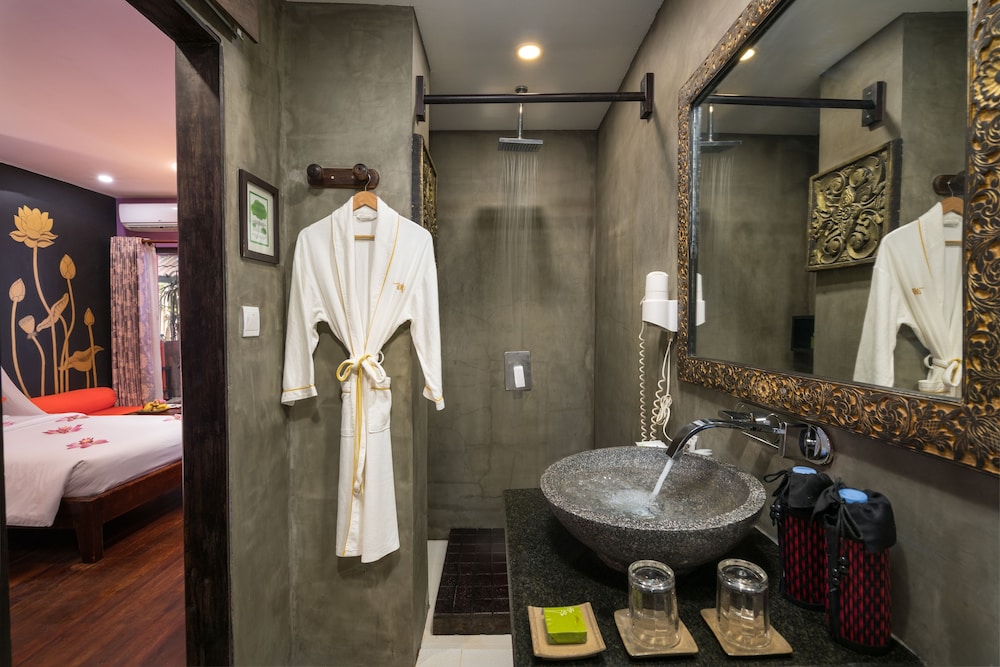 Deluxe Twin Room - Photo 6