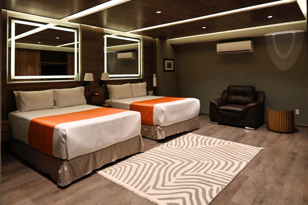 Junior Suite, 2 Double Beds photo 1