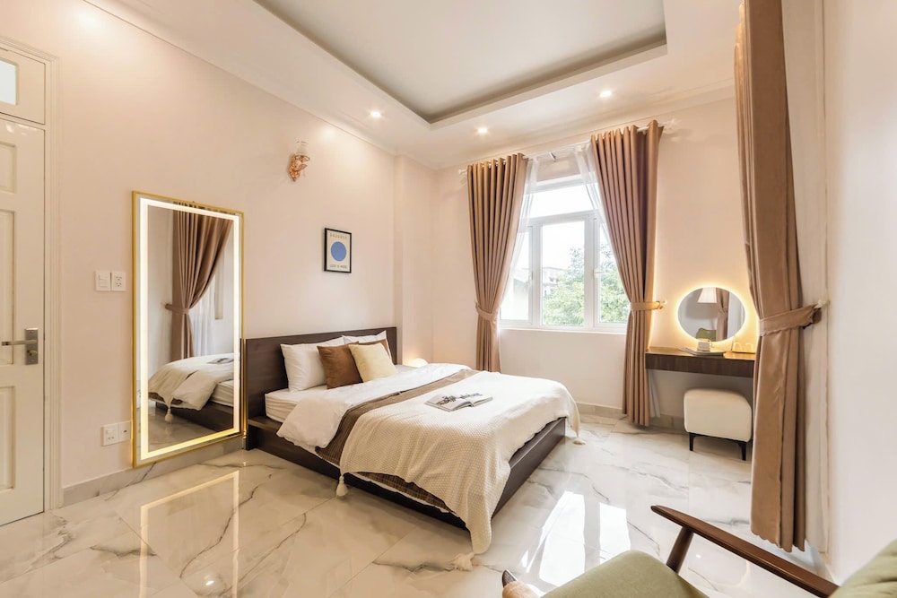 Deluxe Villa, Balcony, City View