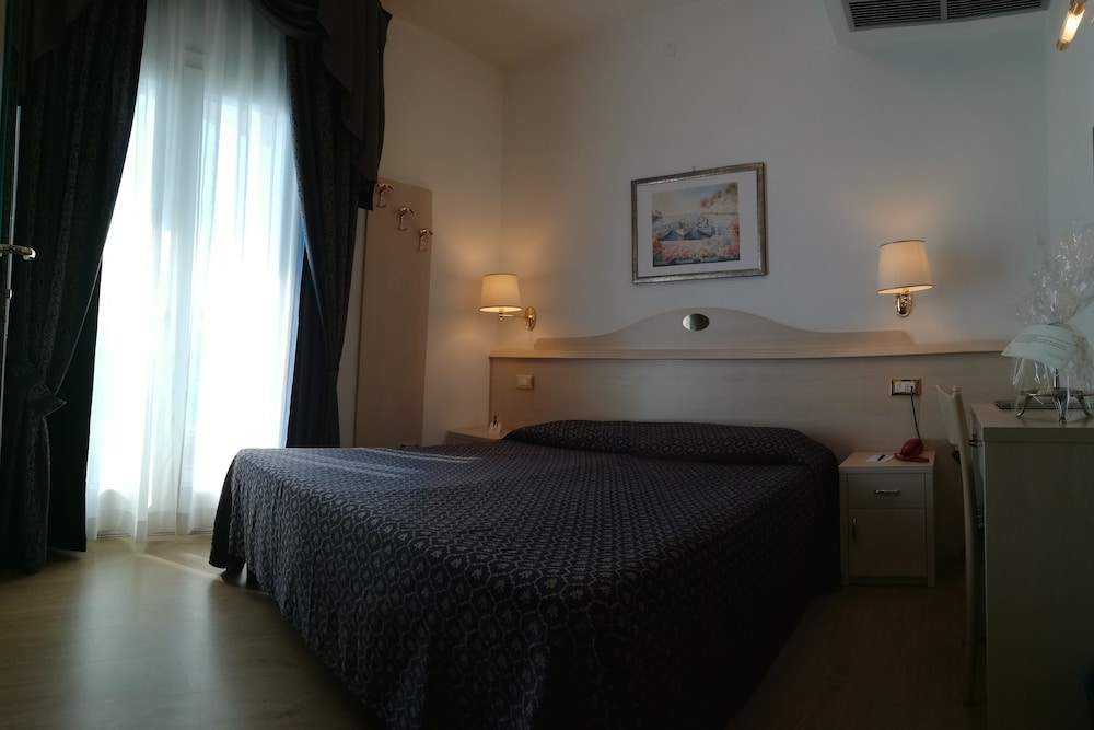 Double or Twin Room, Balcony, Sea View